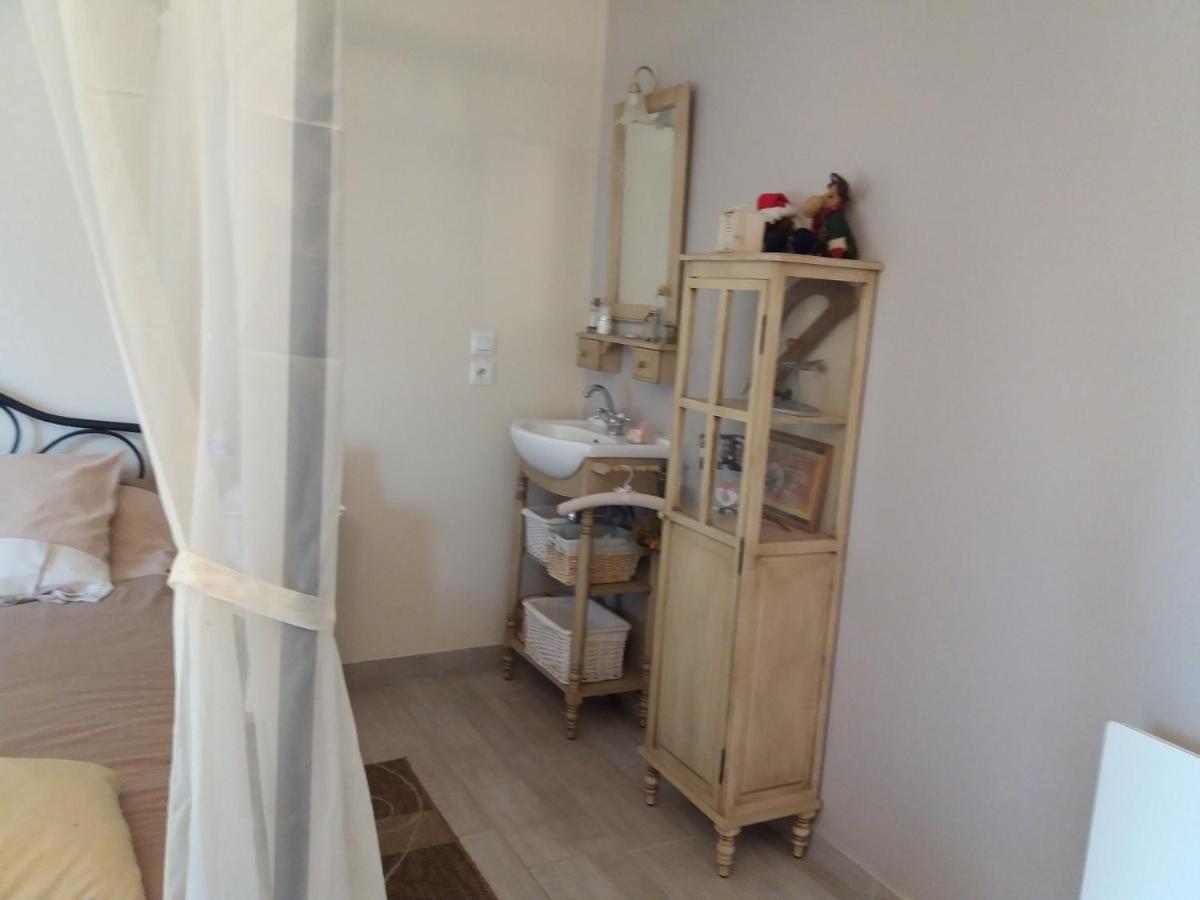 Les Mouettes formule gite ou Bed&Breakfast,jardin,draps et linge de maison inclus La Bohalle Extérieur photo
